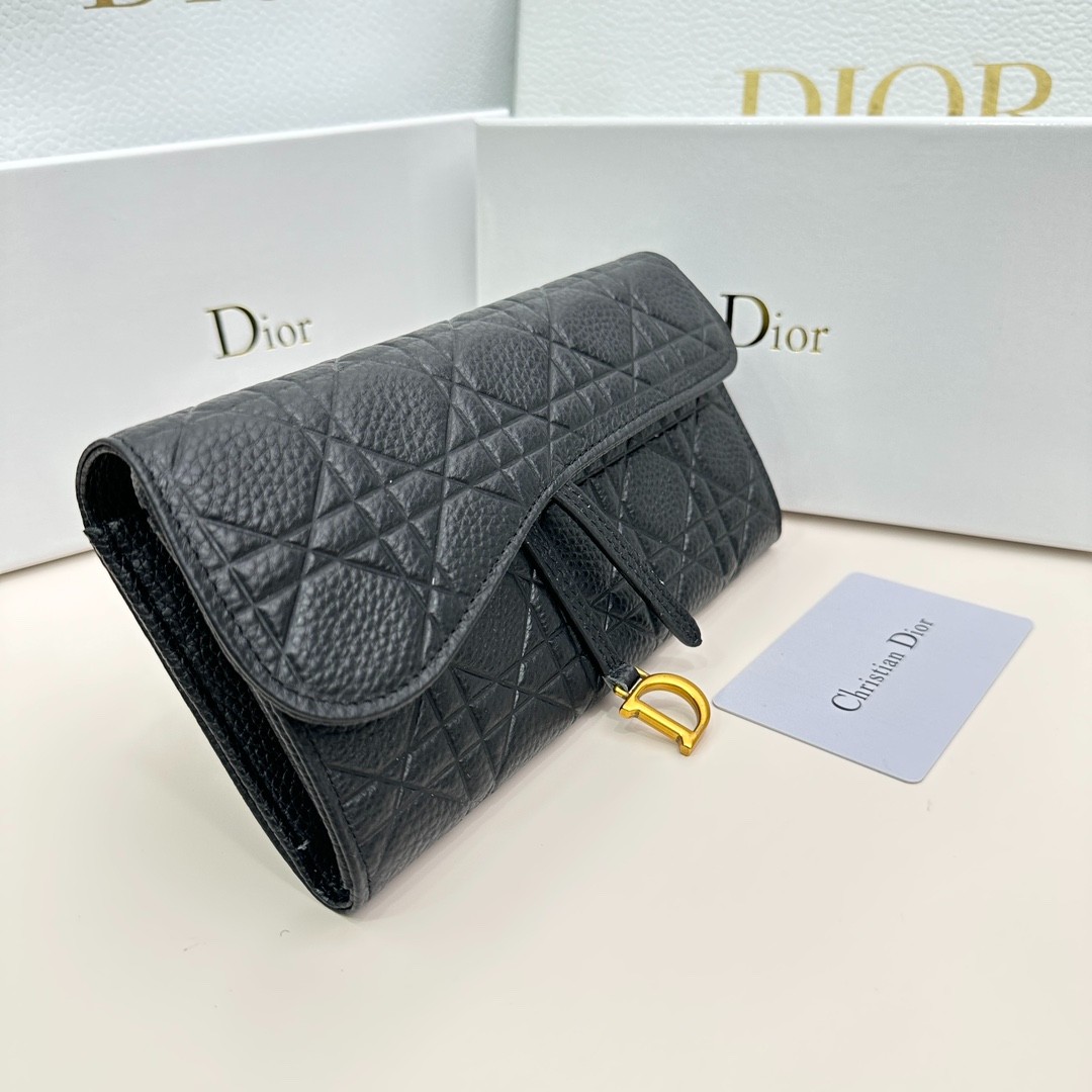 022 021#306-Wallets-02-2023SS