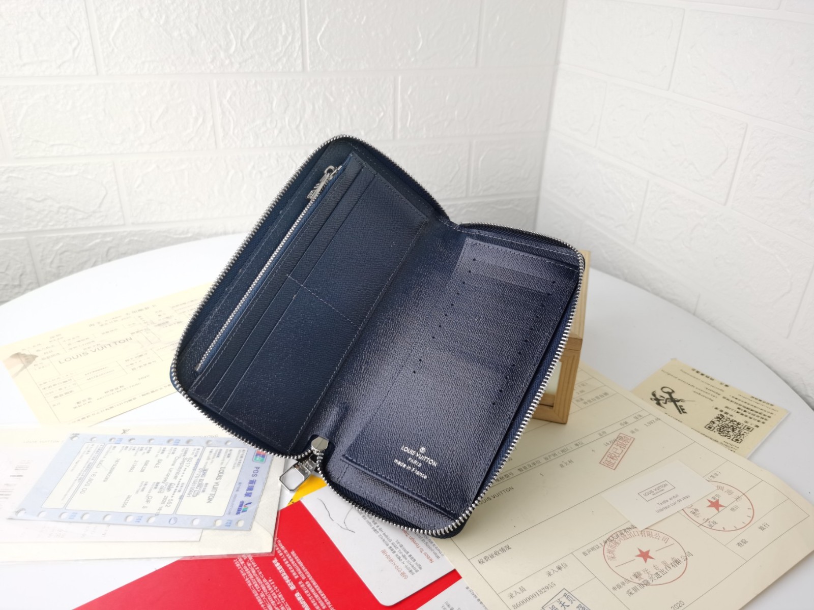 017 016#306-Wallets-02-2023SS