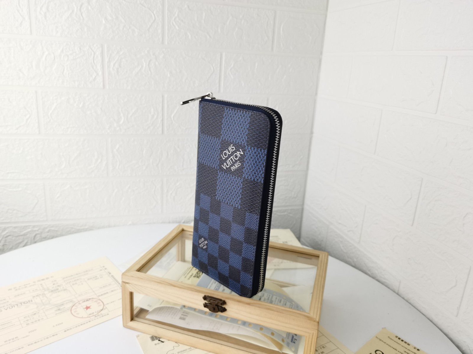 017 016#306-Wallets-02-2023SS