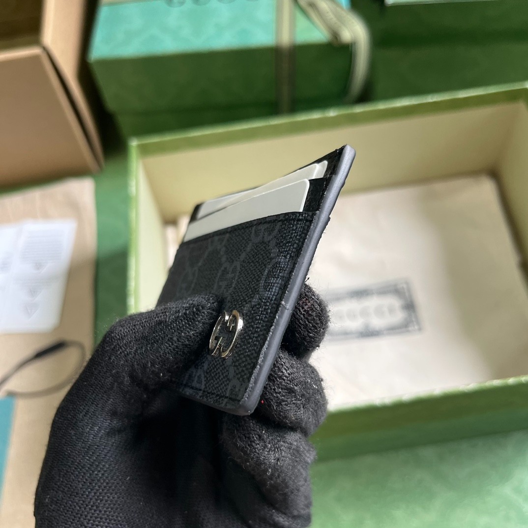 019 14123067 (11x 7cm)