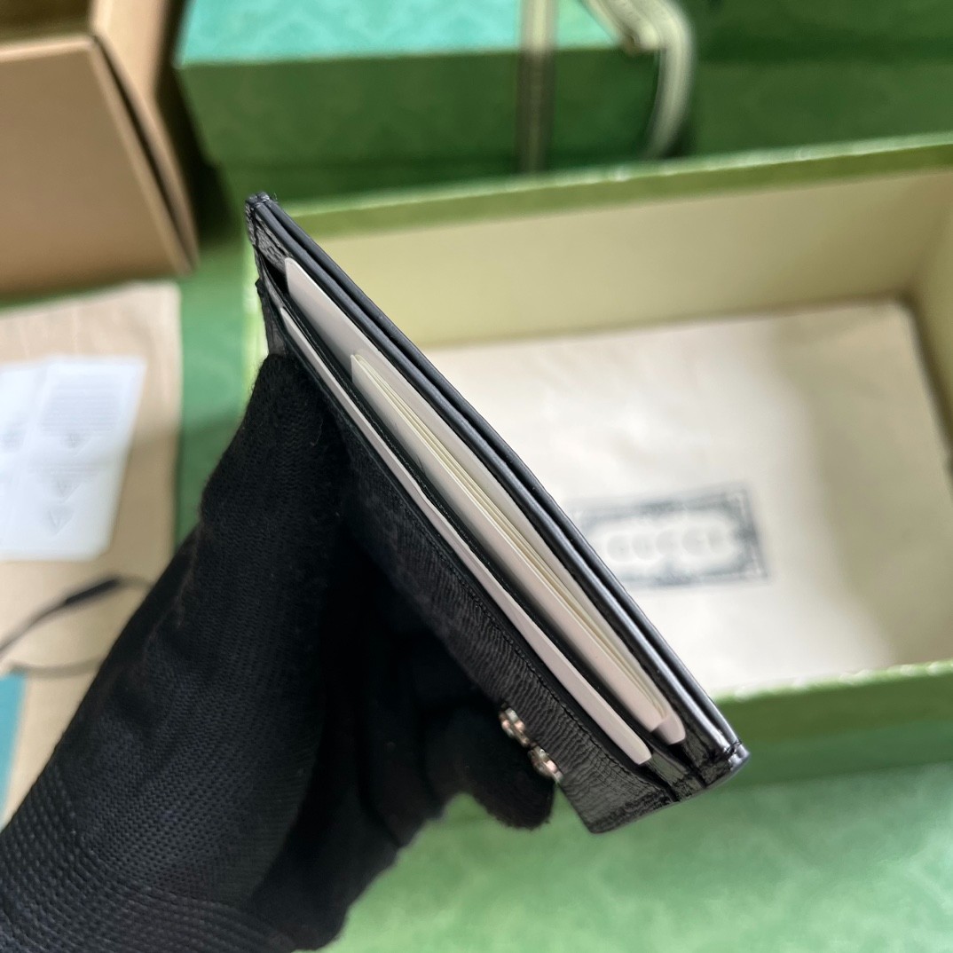 019 14123067 (11x 7cm)