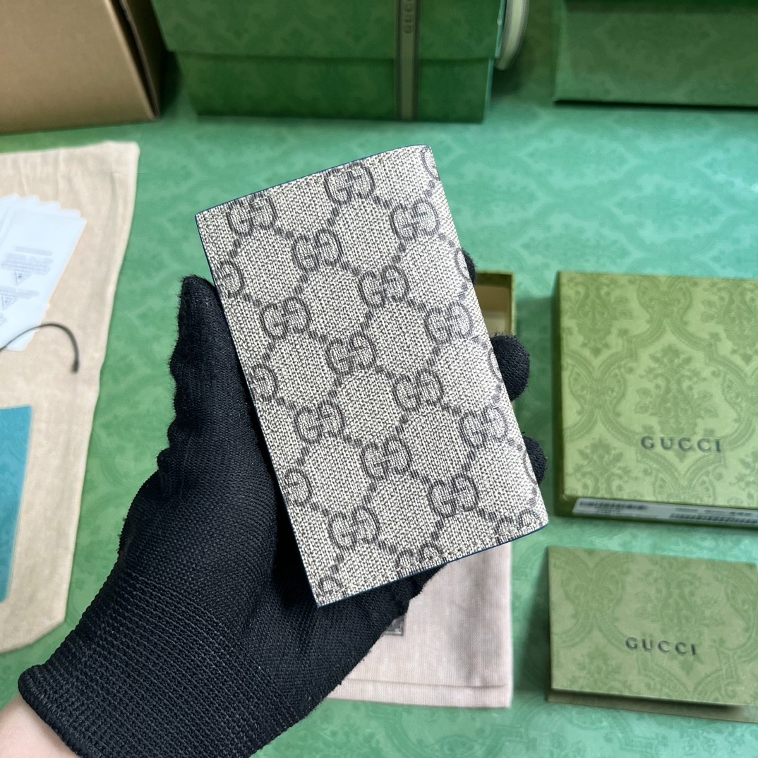 017 17123074 (12x 7.5cm)
