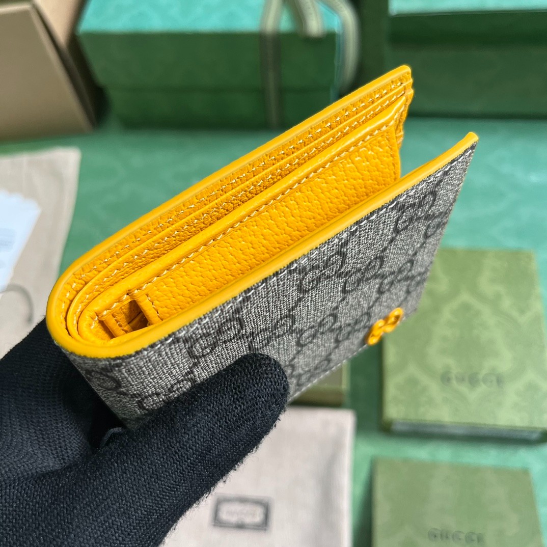 013 18123076 (11x 9cm)