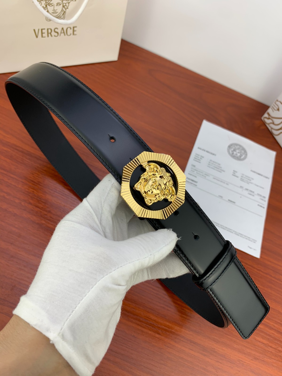26 Ver sace Belt