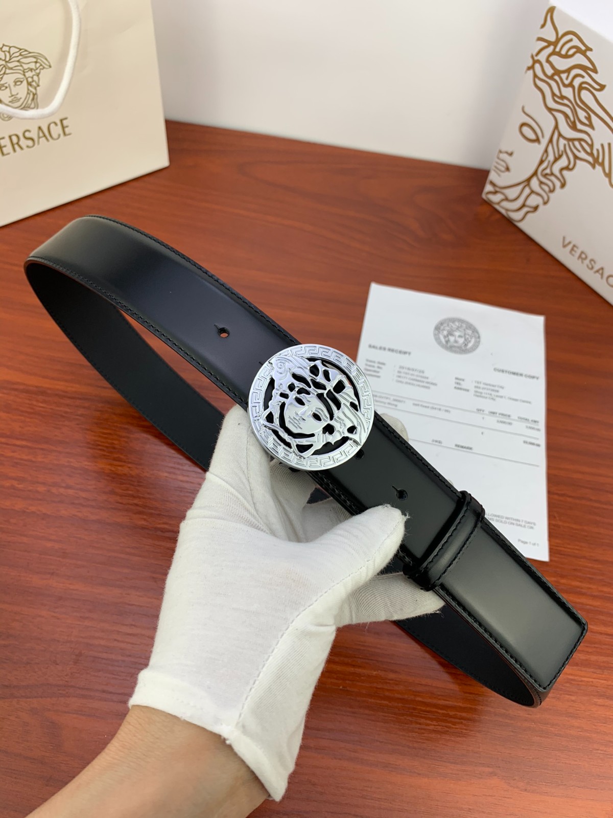 26 Ver sace Belt