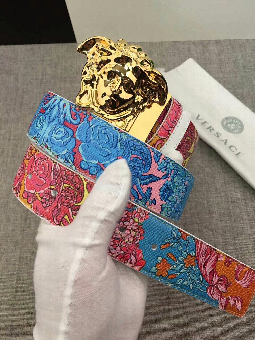 26 Ver sace Belt