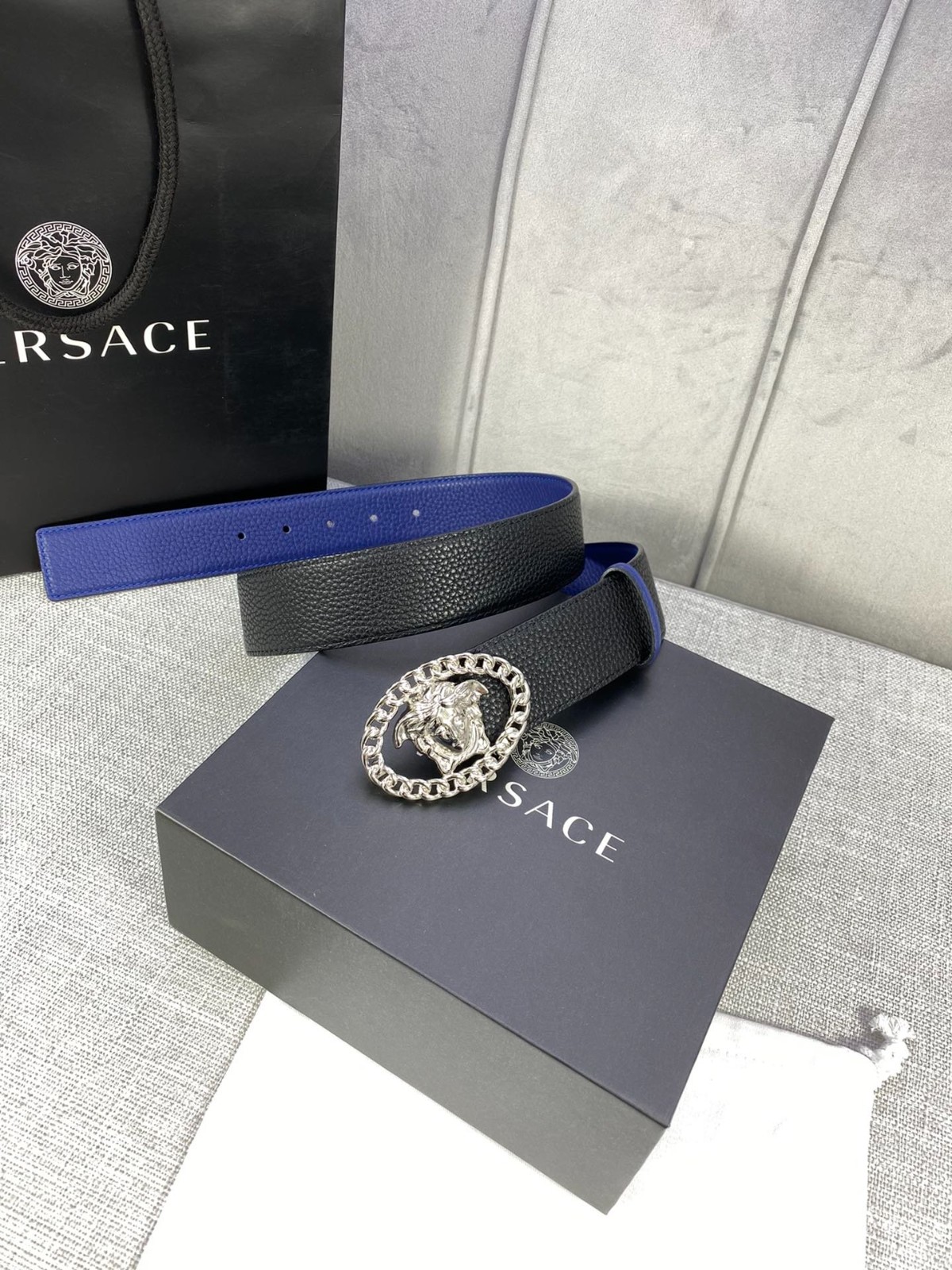 26 Ver sace Belt