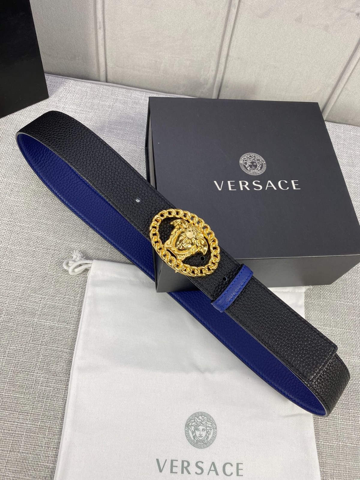 26 Ver sace Belt