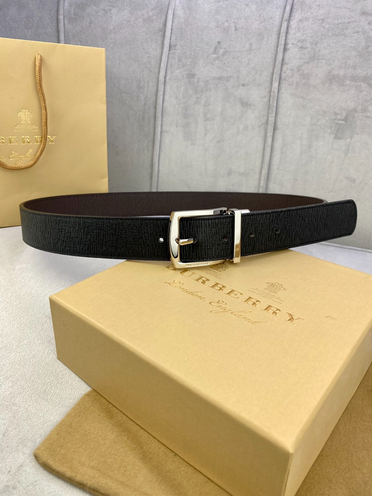 09 Bur berry Belt