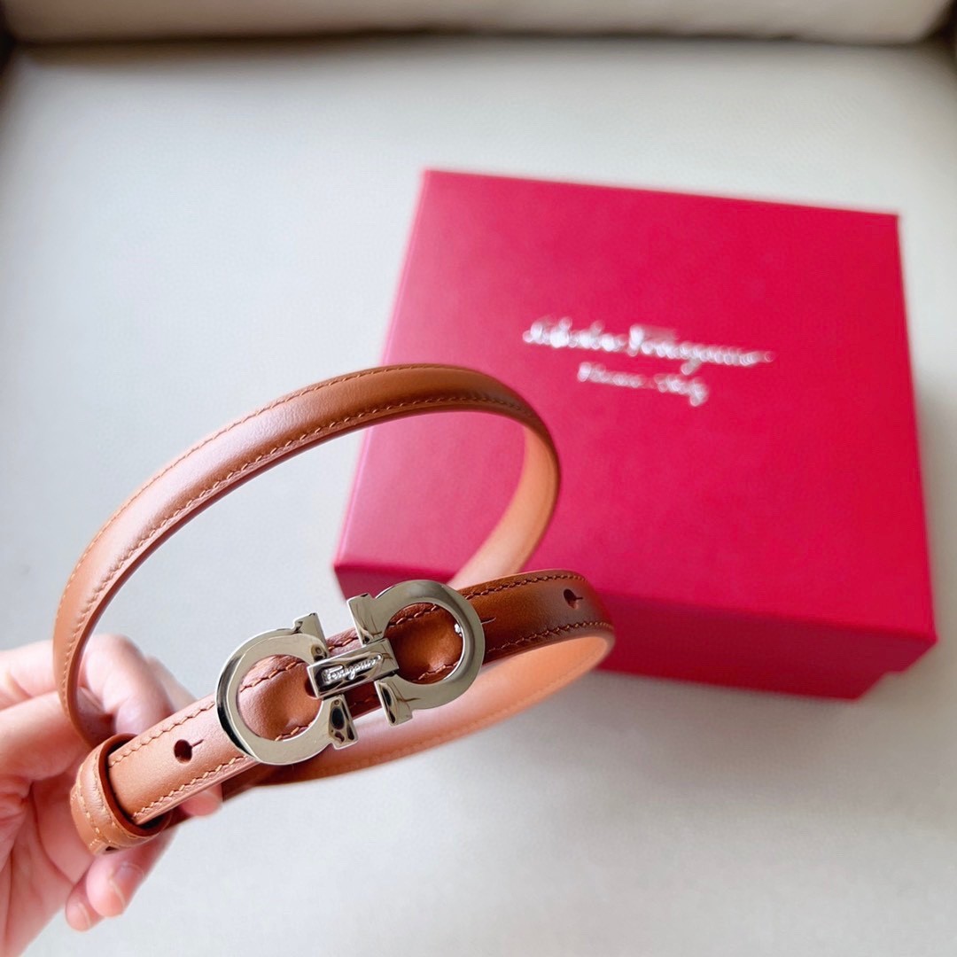 14 Ferra gamo Belt