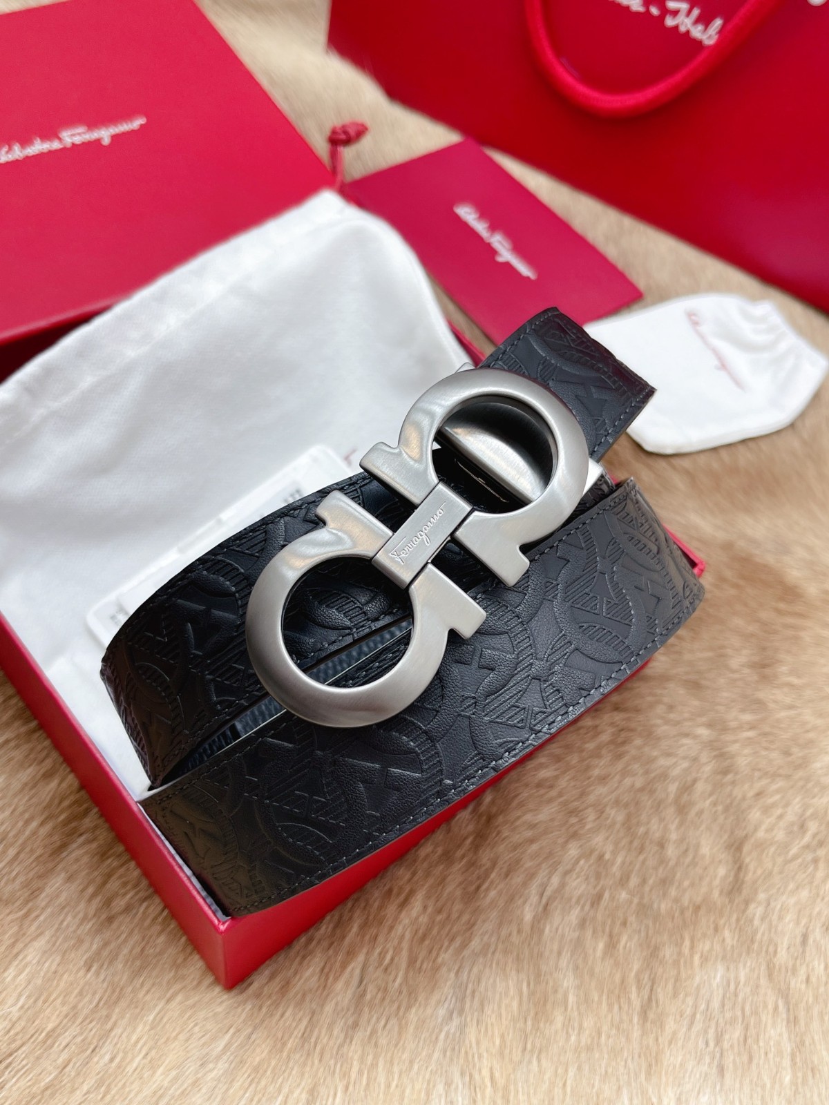 14 Ferra gamo Belt