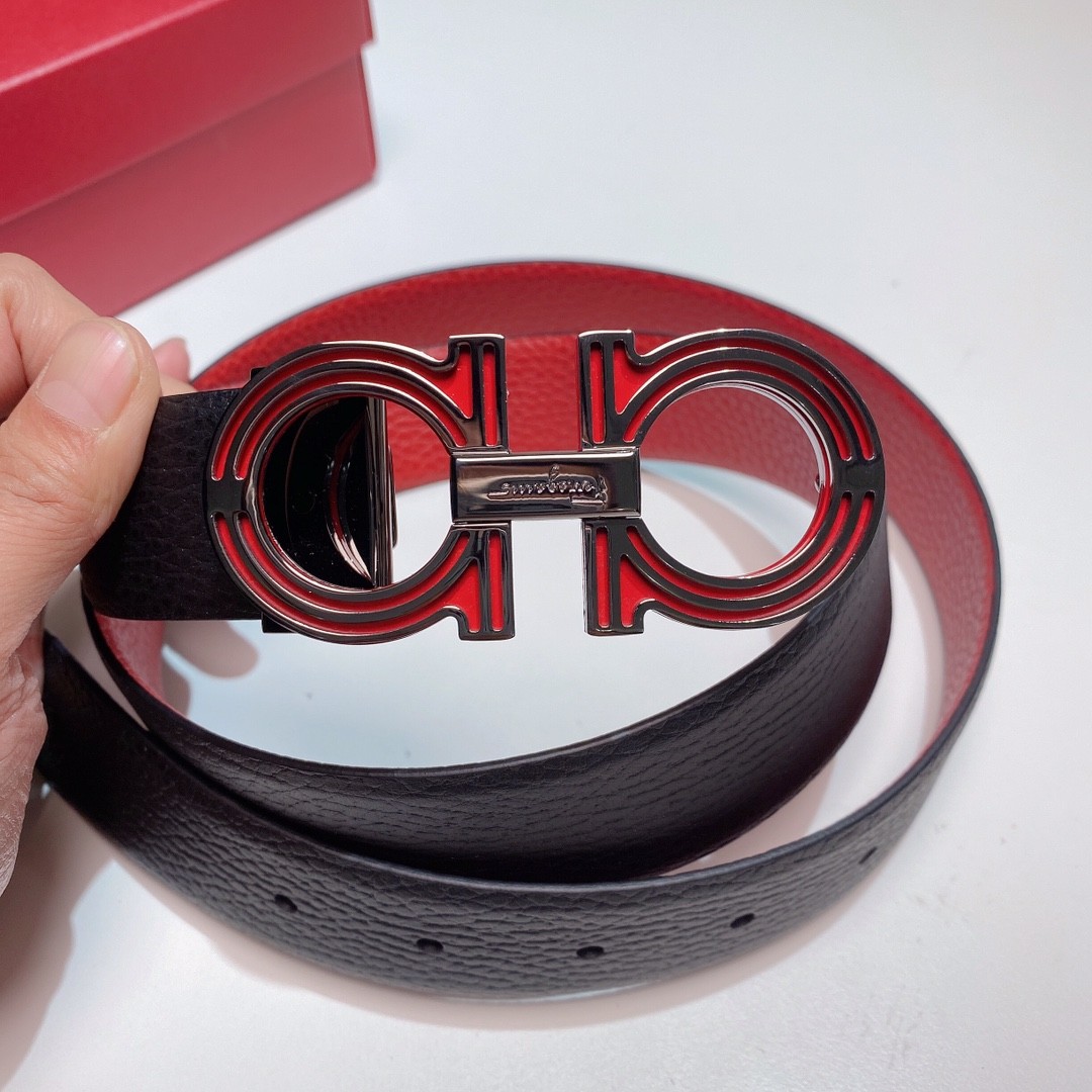 14 Ferra gamo Belt