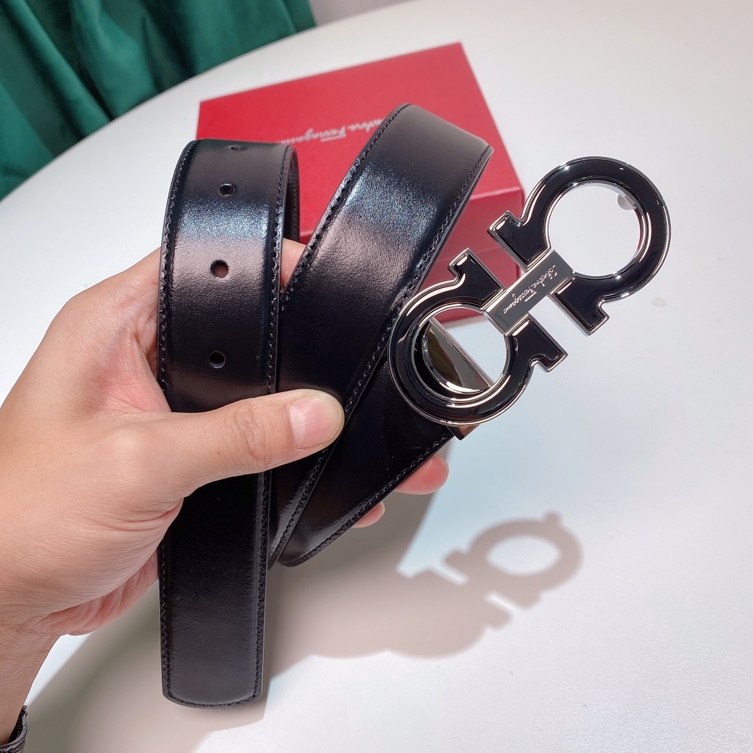 14 Ferra gamo Belt