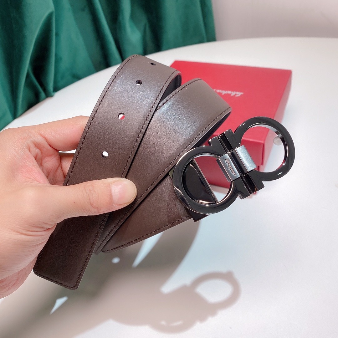 14 Ferra gamo Belt