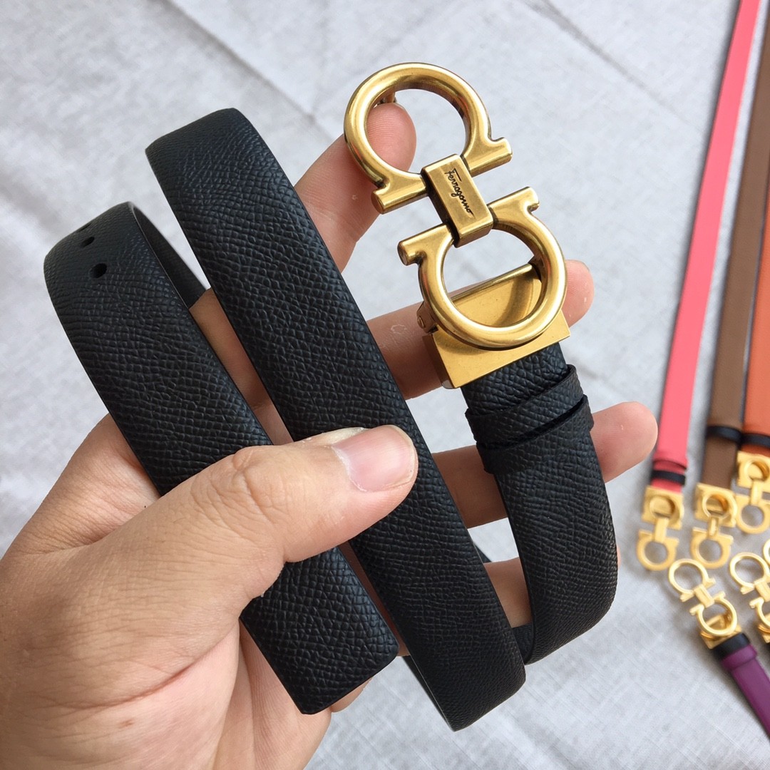 14 Ferra gamo Belt