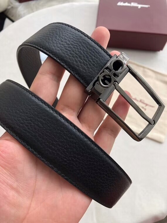 14 Ferra gamo Belt