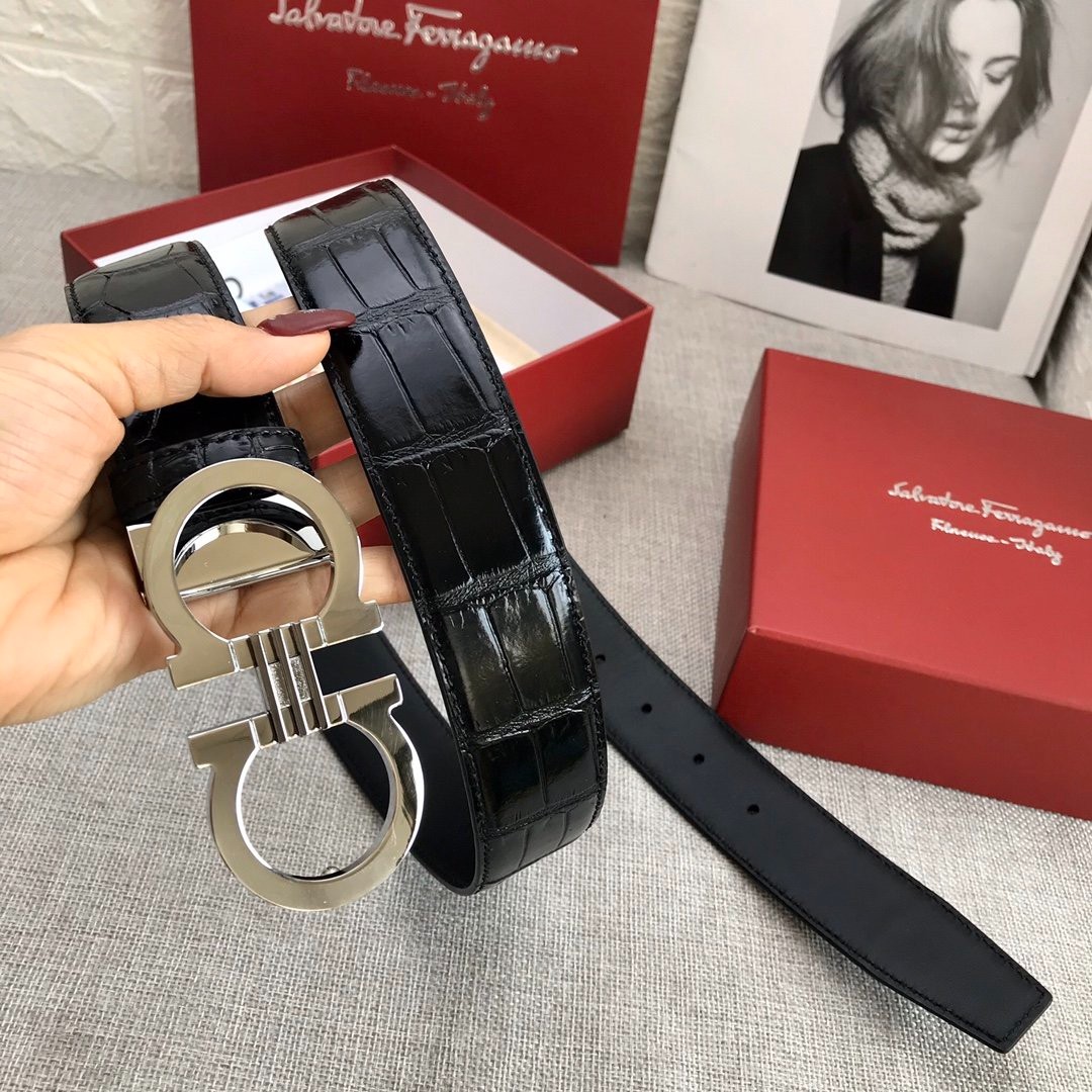 14 Ferra gamo Belt