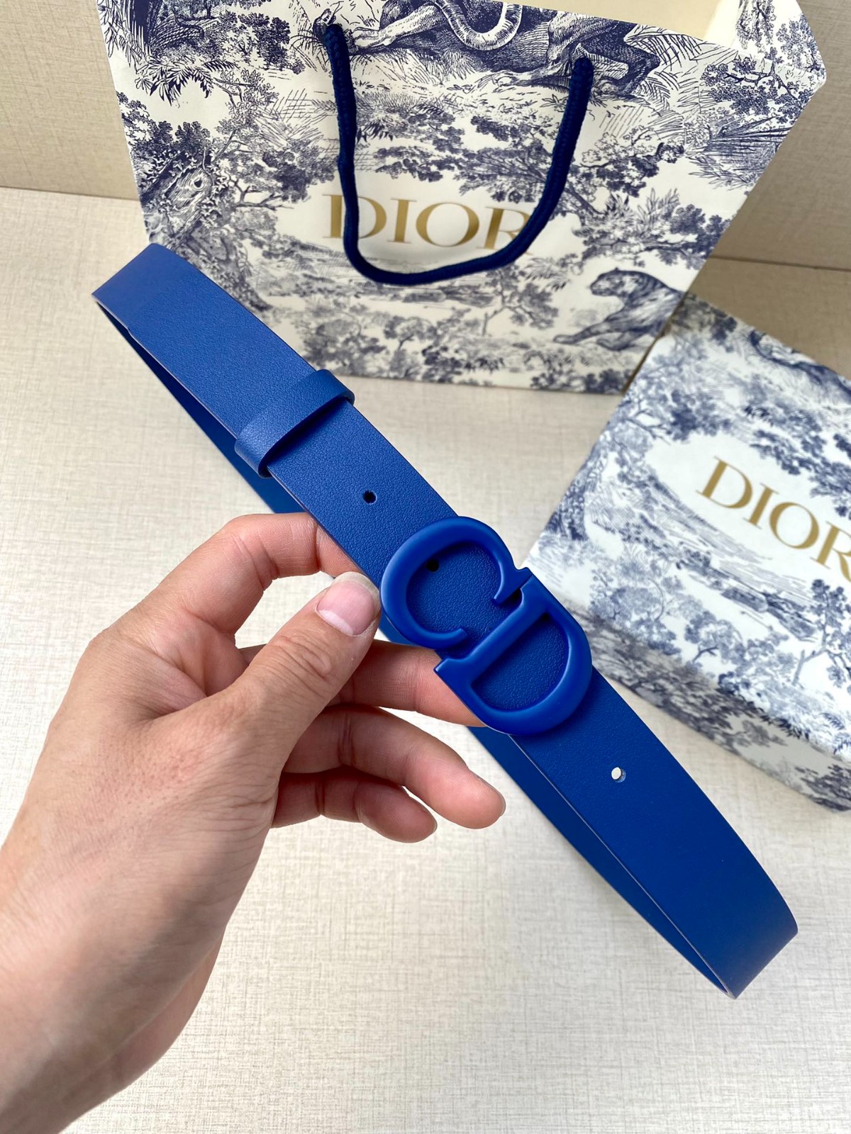 11 Di or Belt
