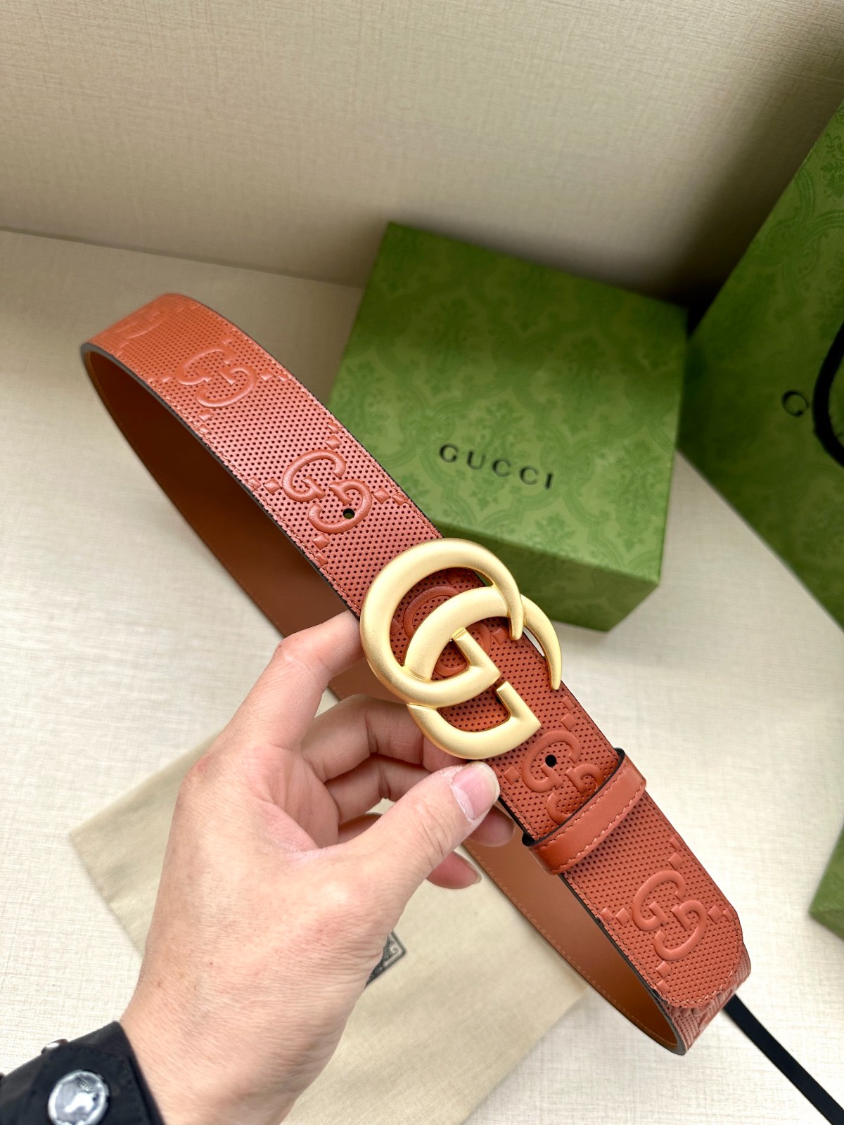 15 GG Belt