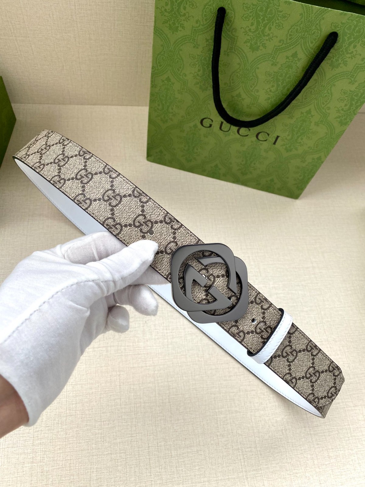 15 GG Belt