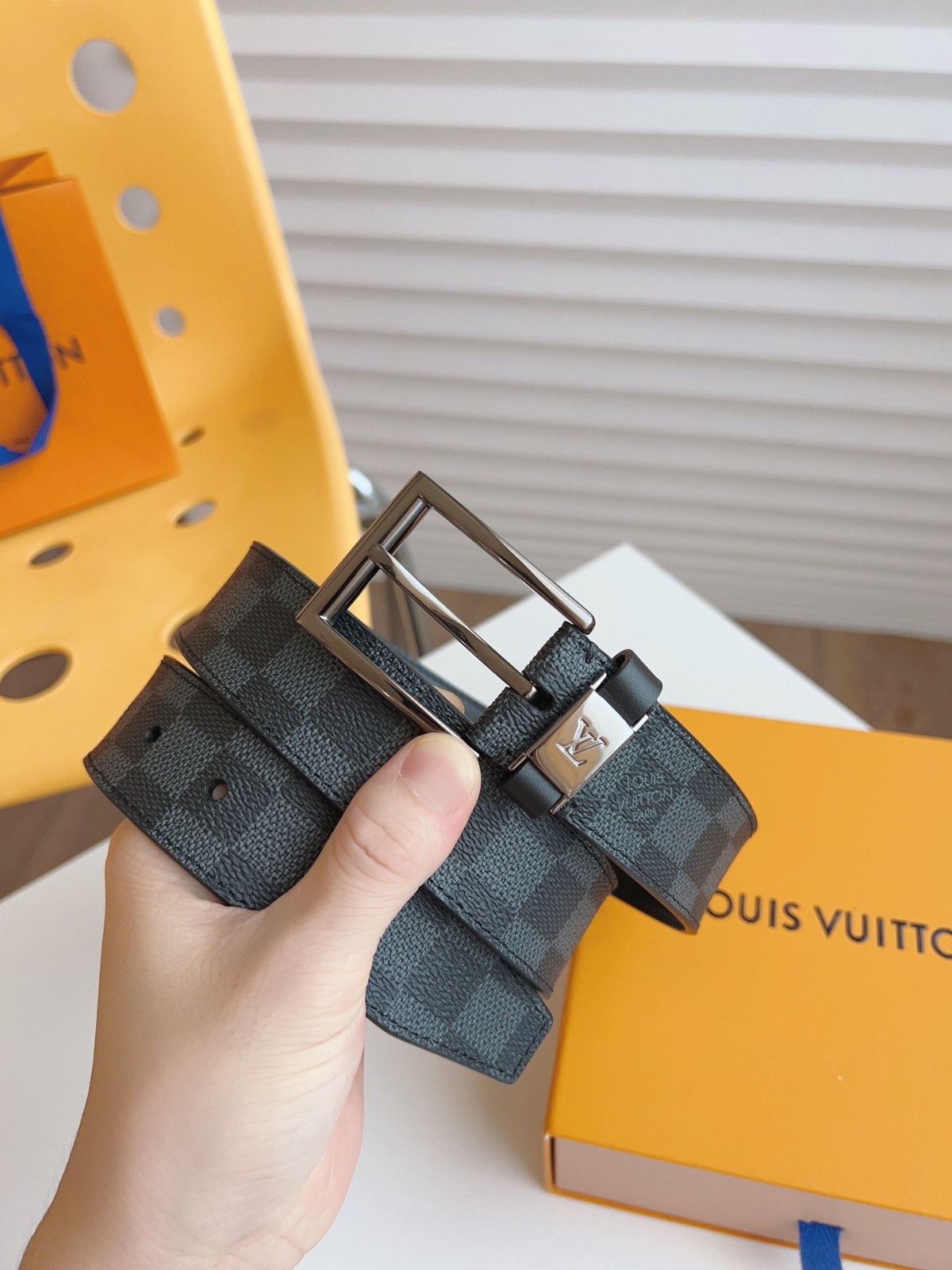 19 L-V Belt