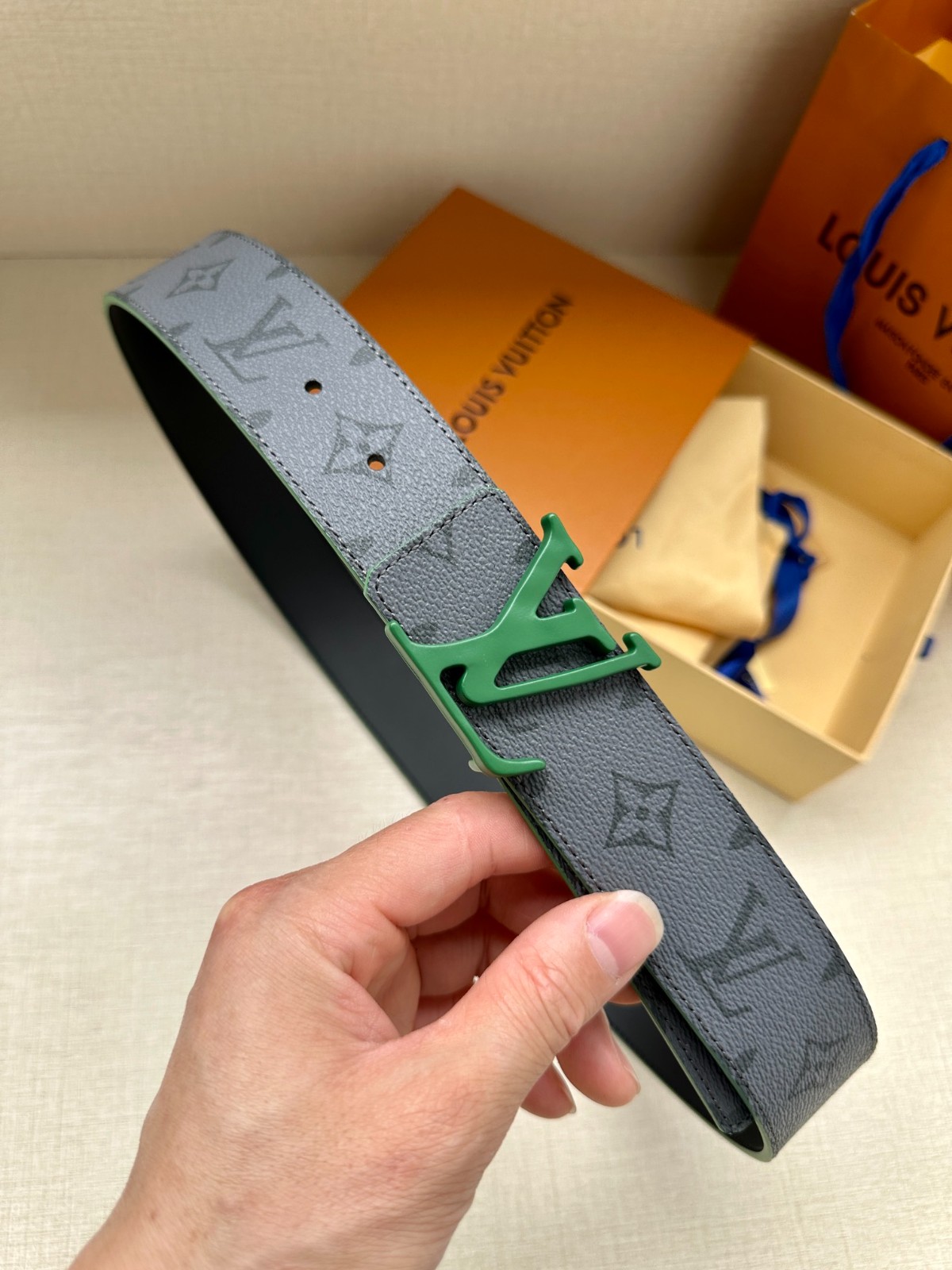 19 L-V Belt