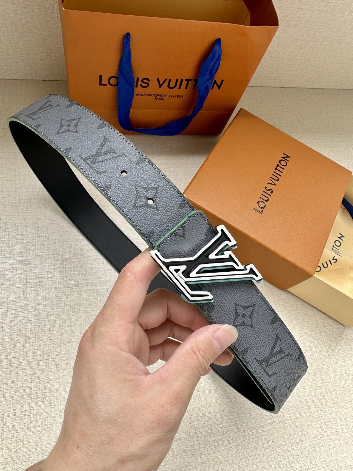 19 L-V Belt