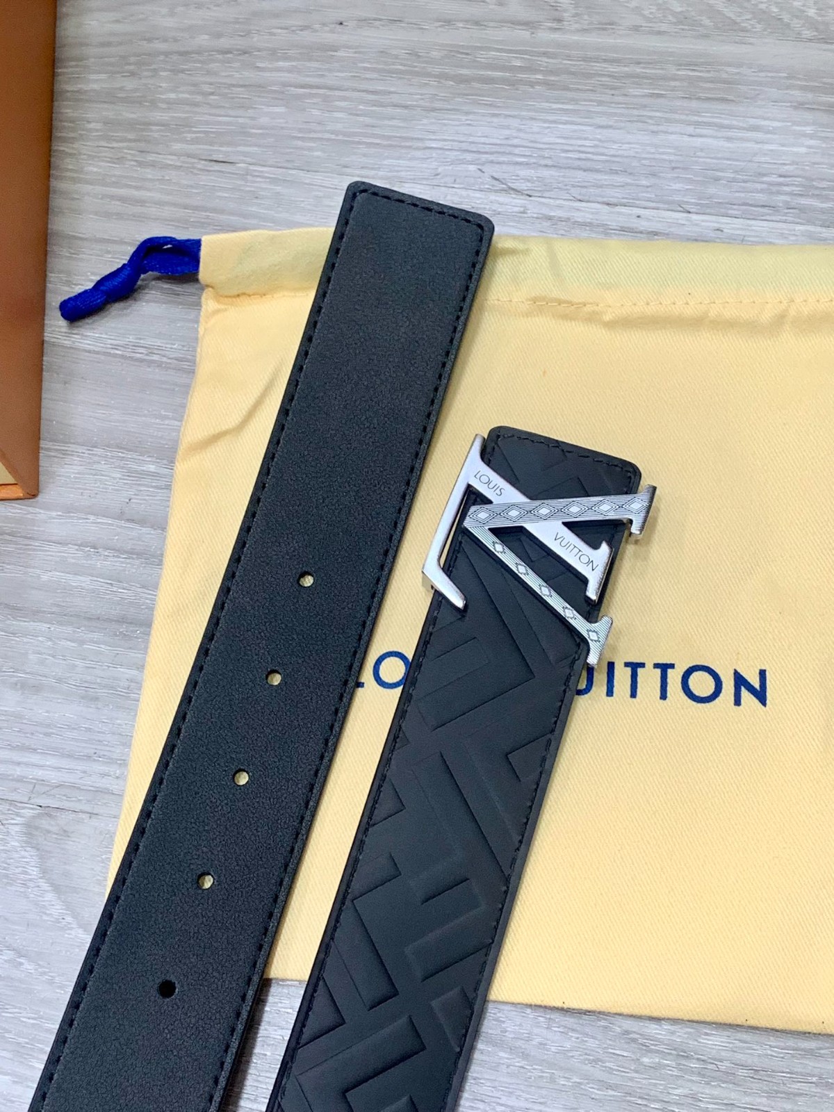 19 L-V Belt