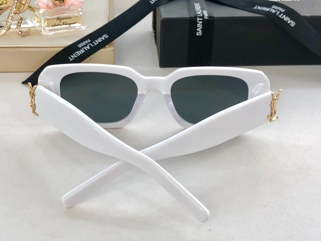 351 121#303-Glasses-01-2023SS