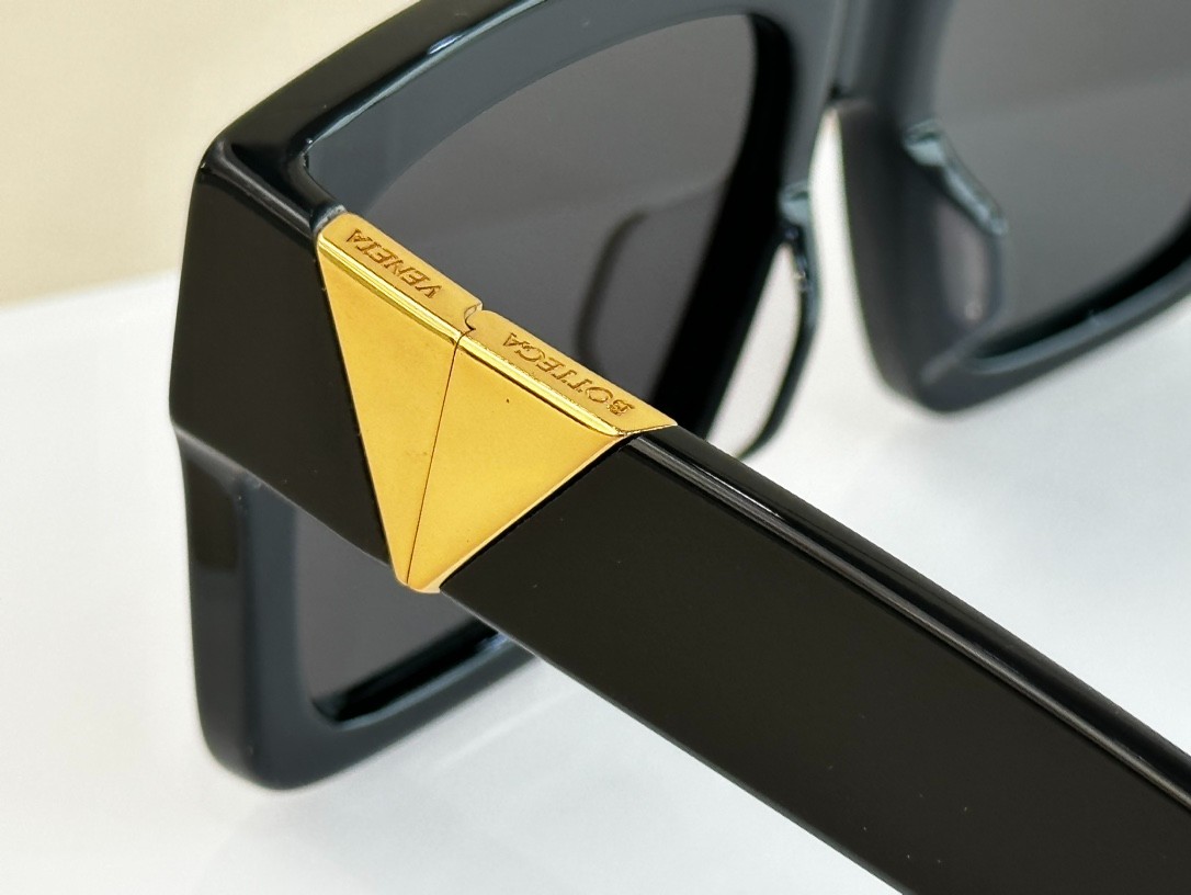 325 095#303-Glasses-01-2023SS