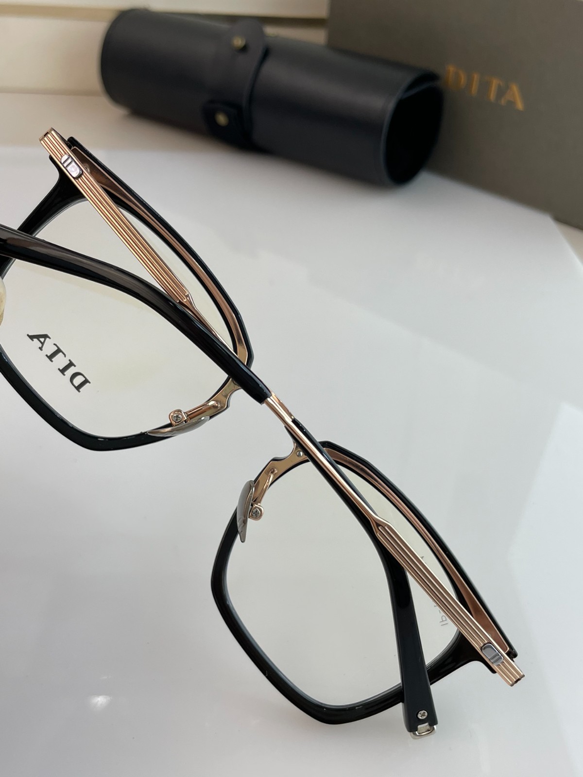 319 089#303-Glasses-01-2023SS