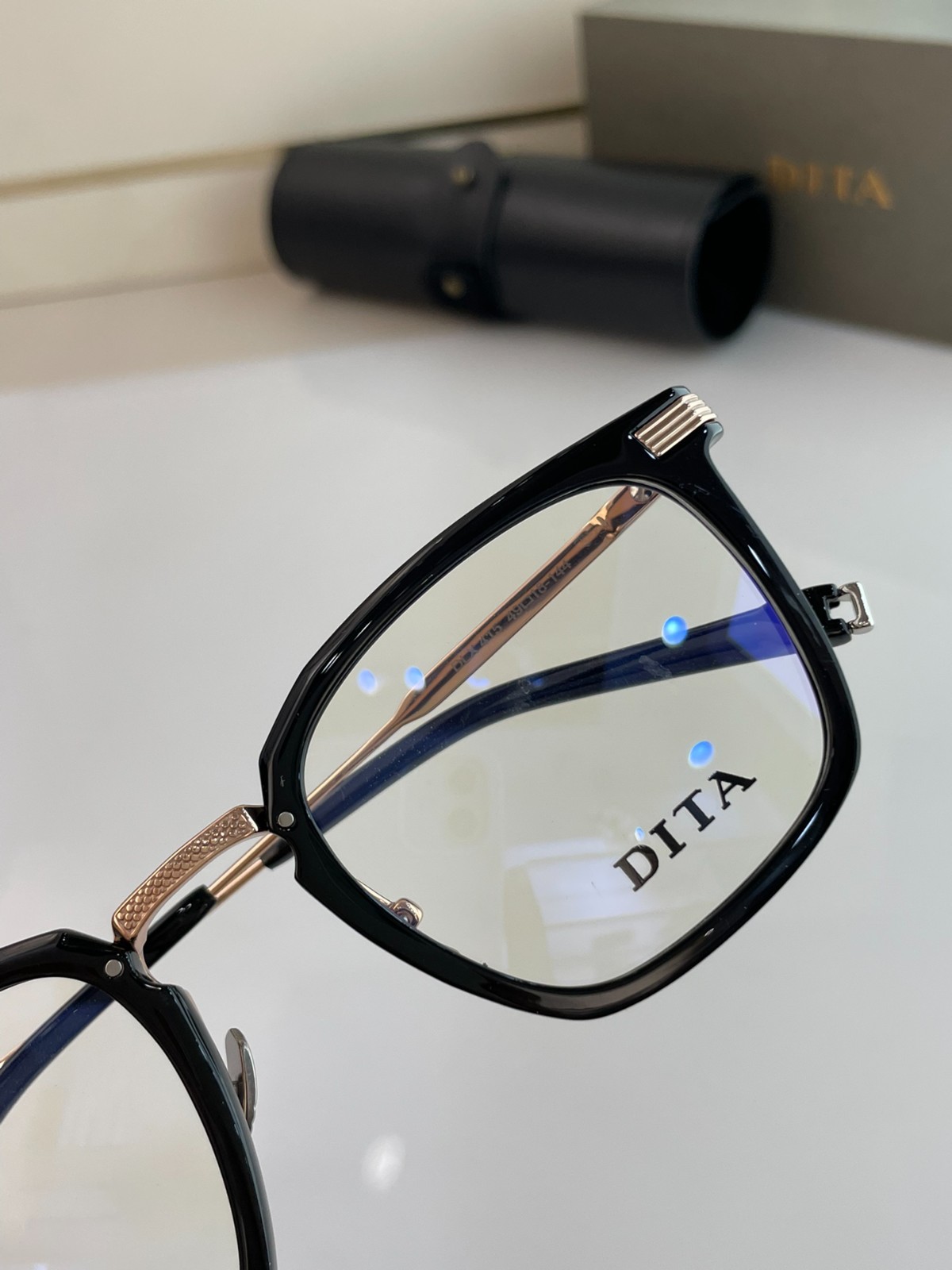 319 089#303-Glasses-01-2023SS