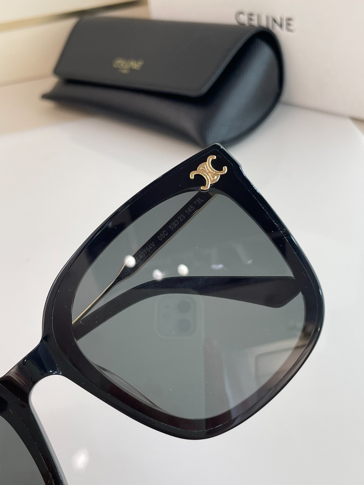 302 070#303-Glasses-01-2023SS