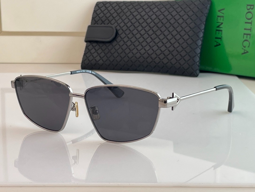 298 066#303-Glasses-01-2023SS
