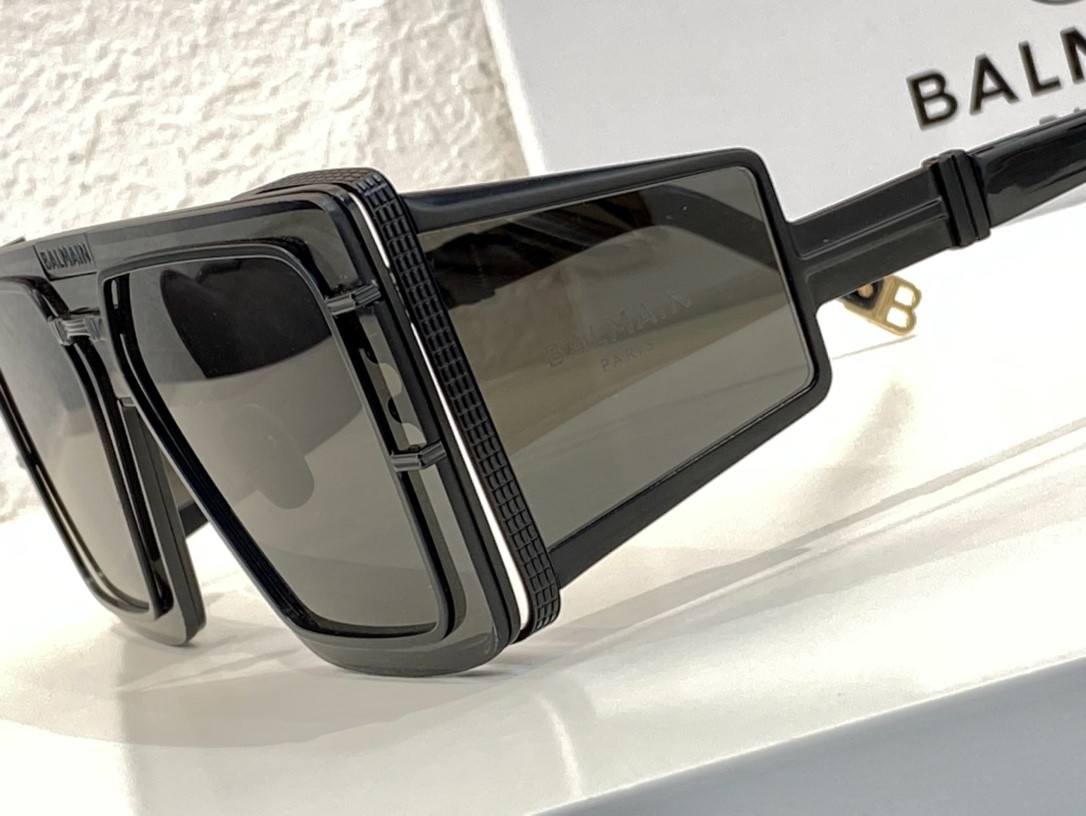 297 065#303-Glasses-01-2023SS