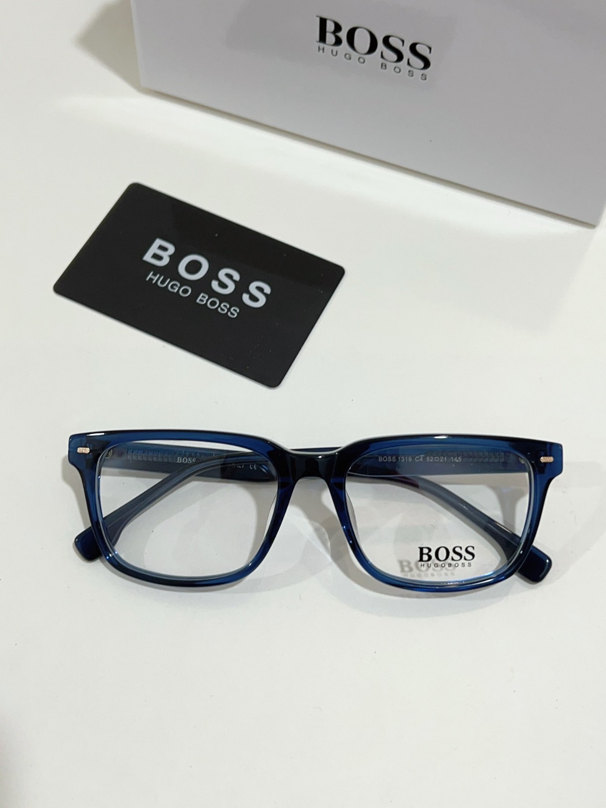 292 060#303-Glasses-01-2023SS