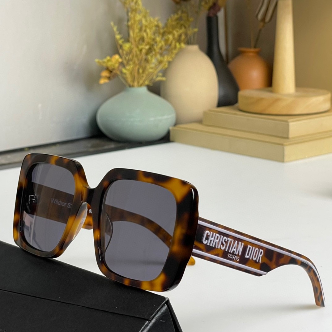286 052#303-Glasses-01-2023SS