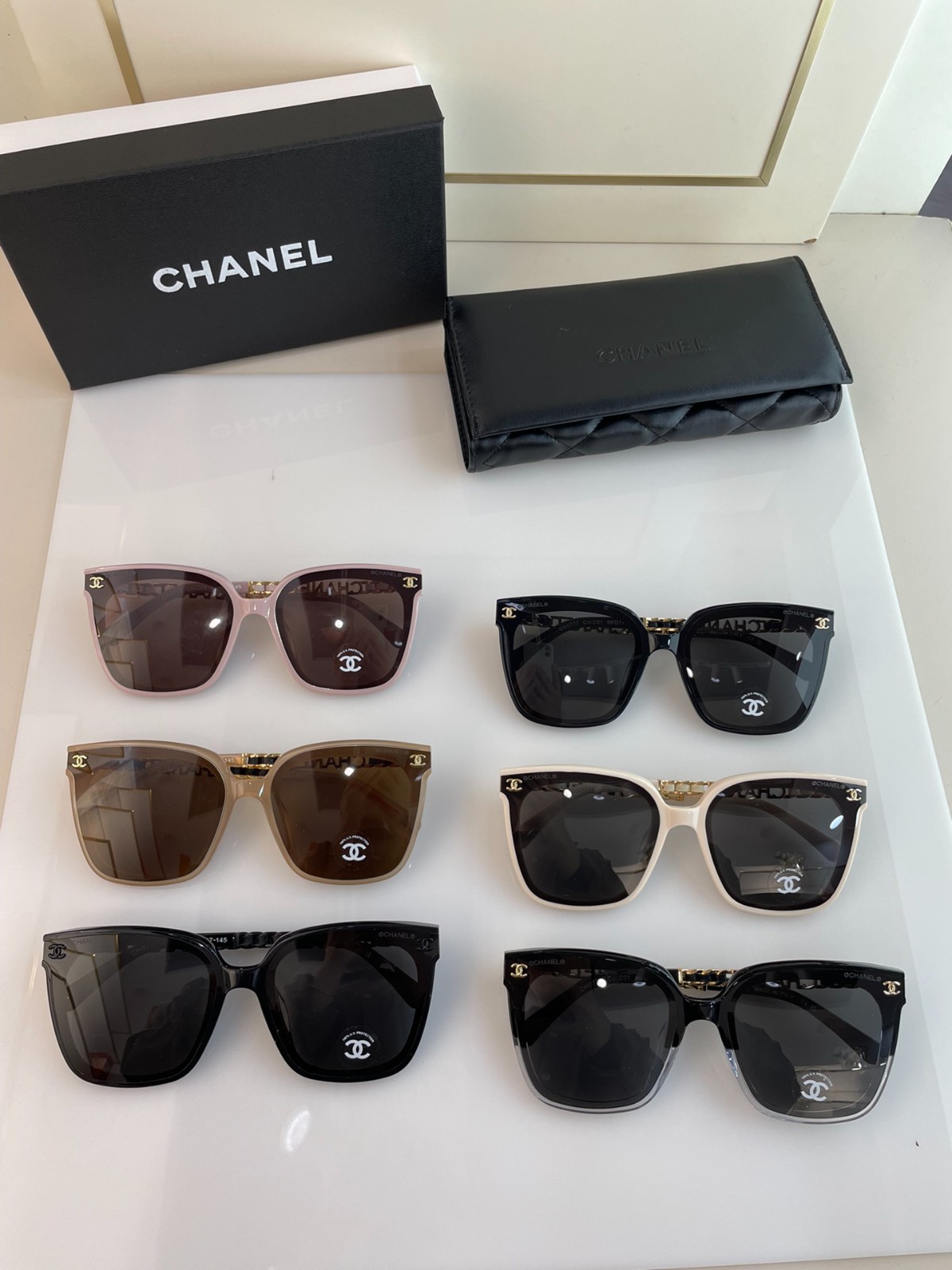 277 042#303-Glasses-01-2023SS