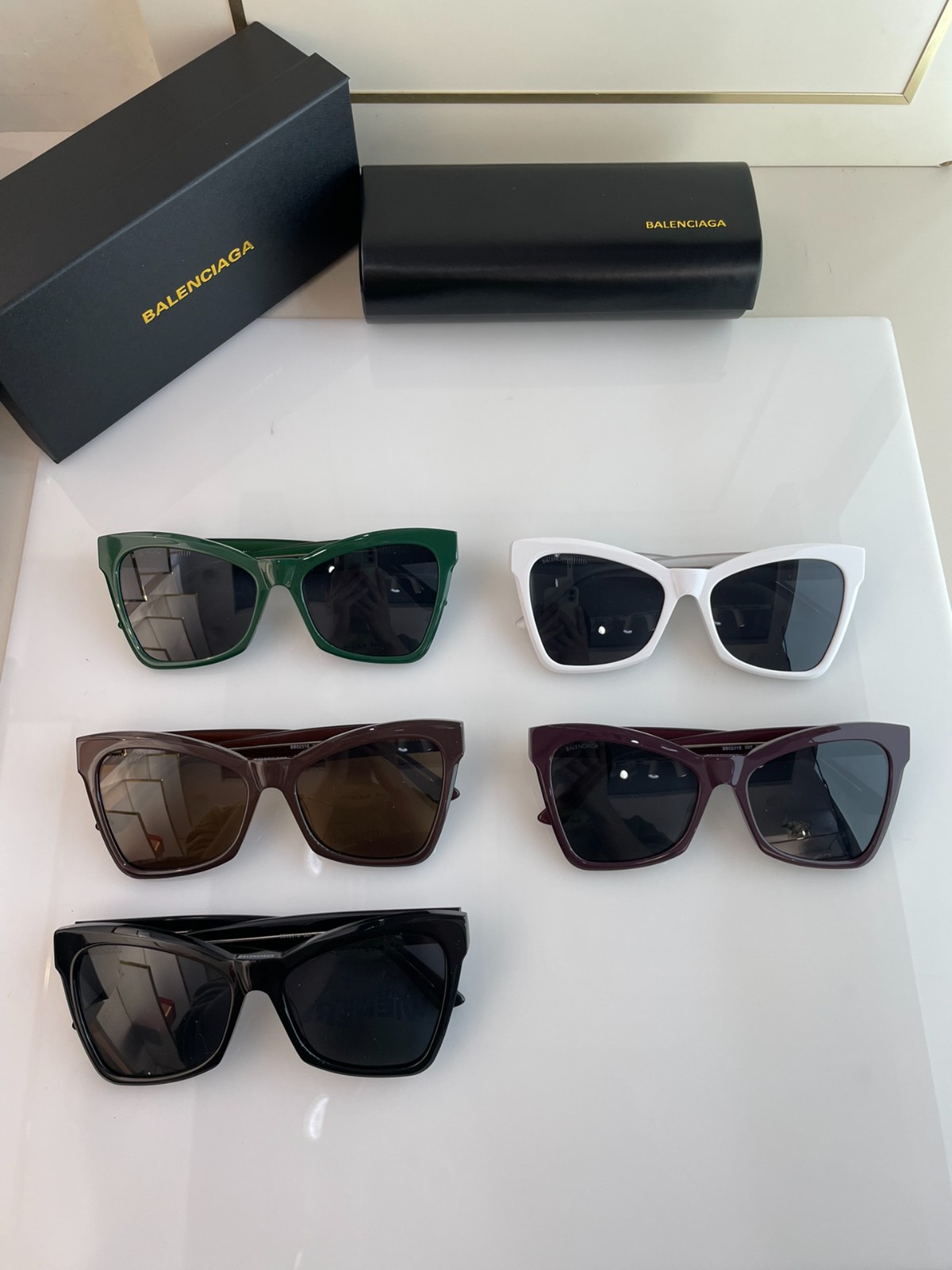 273 038#303-Glasses-01-2023SS