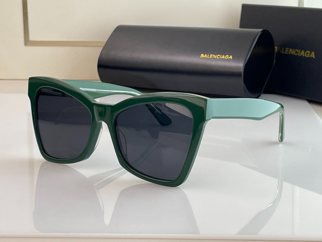 273 038#303-Glasses-01-2023SS