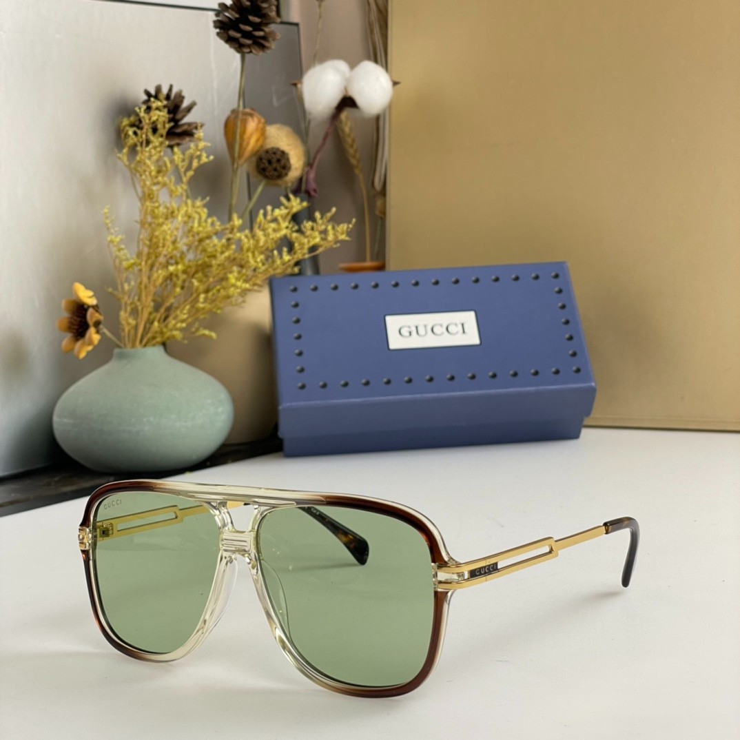 272 037#303-Glasses-01-2023SS