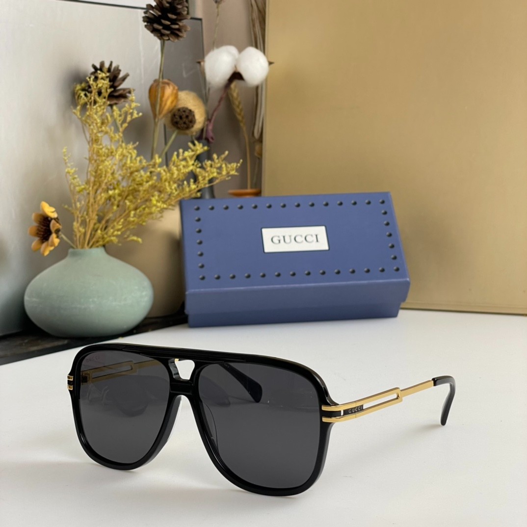 272 037#303-Glasses-01-2023SS