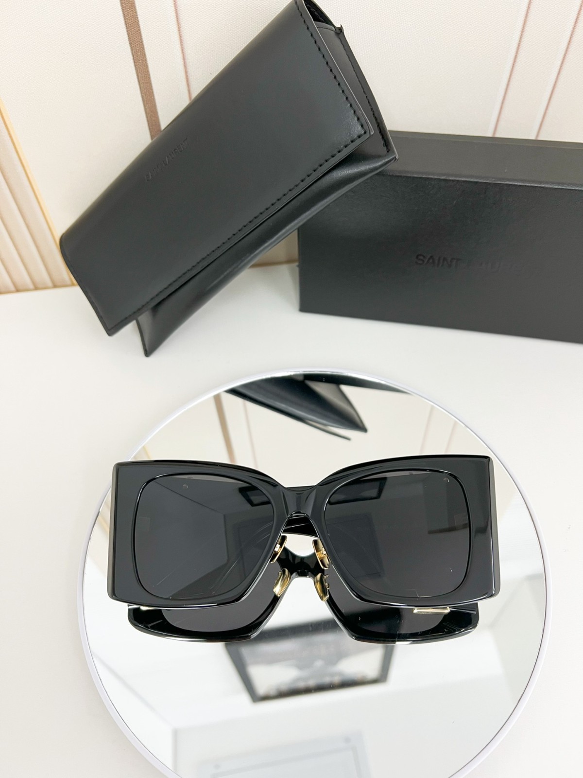 267 032#303-Glasses-01-2023SS