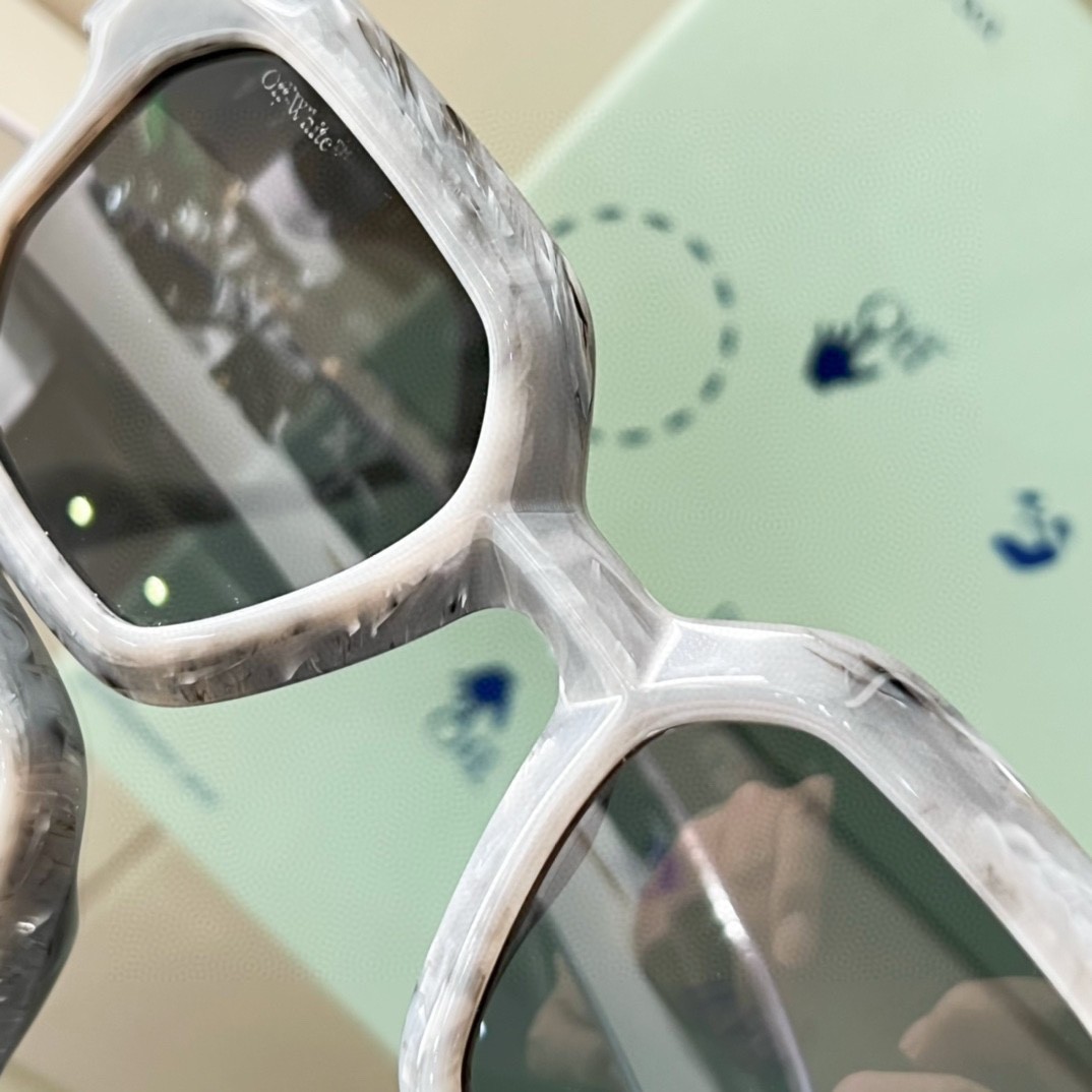 261 026#303-Glasses-01-2023SS