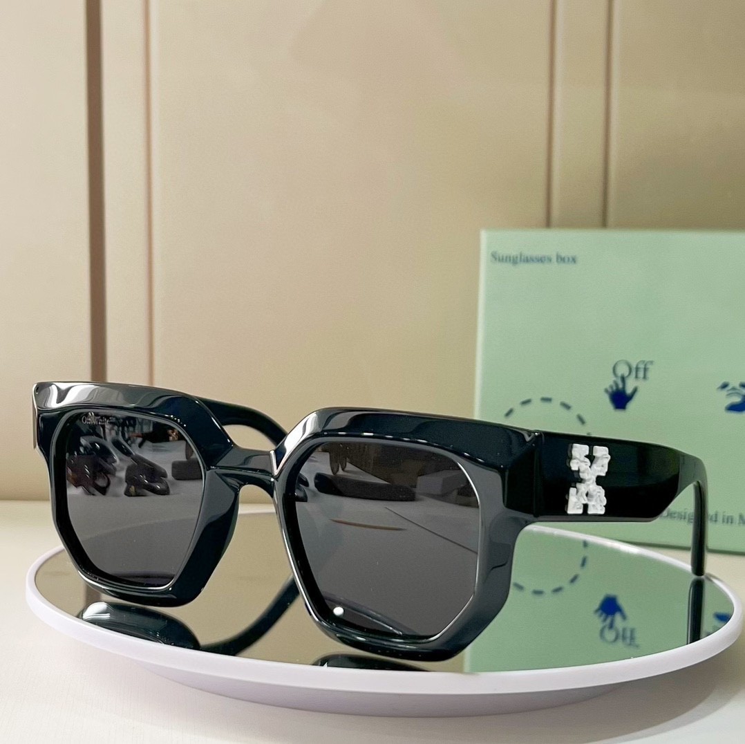 261 026#303-Glasses-01-2023SS
