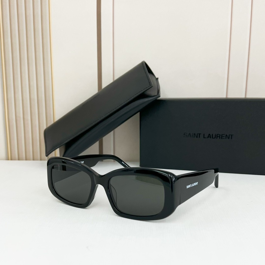 260 025#303-Glasses-01-2023SS