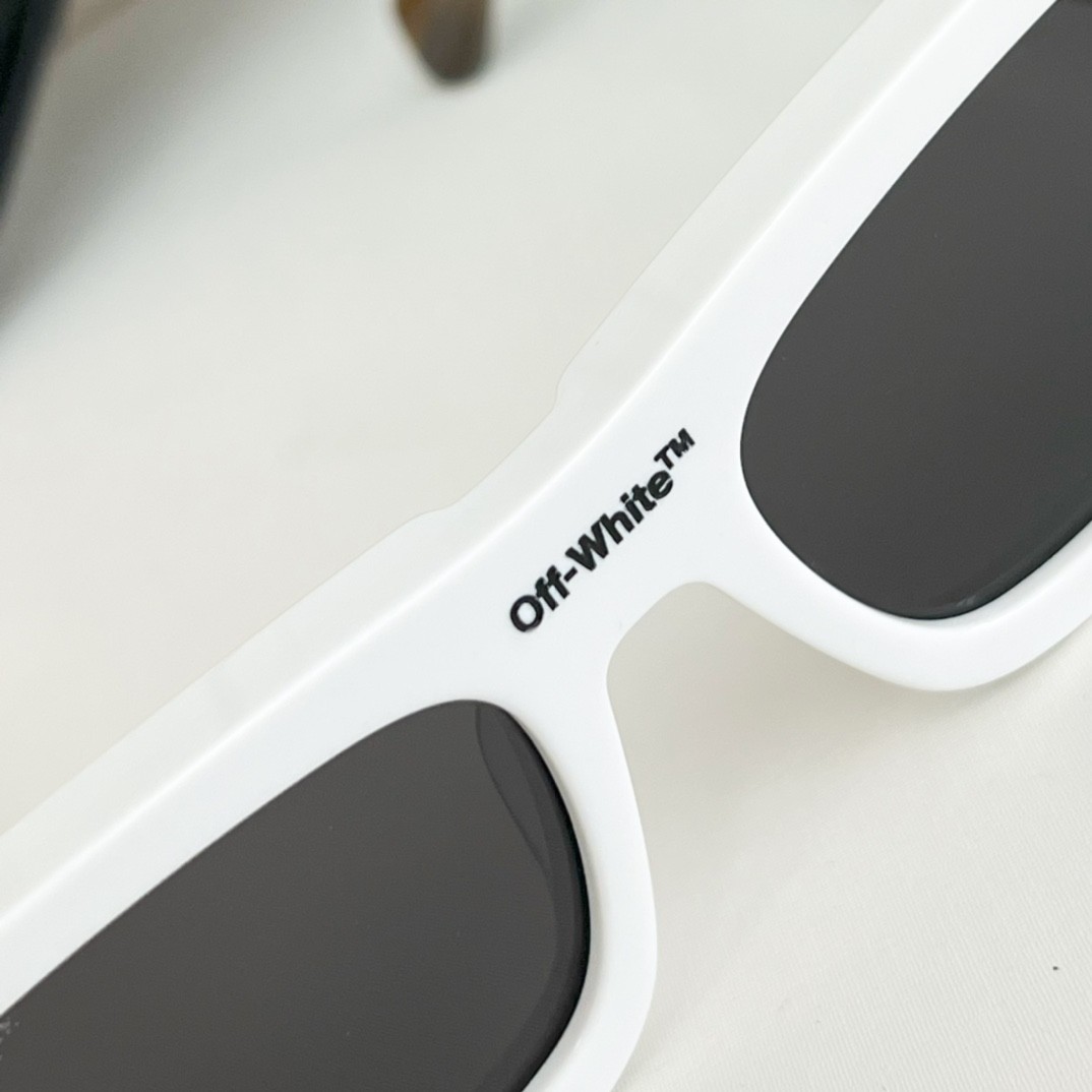 258 023#303-Glasses-01-2023SS