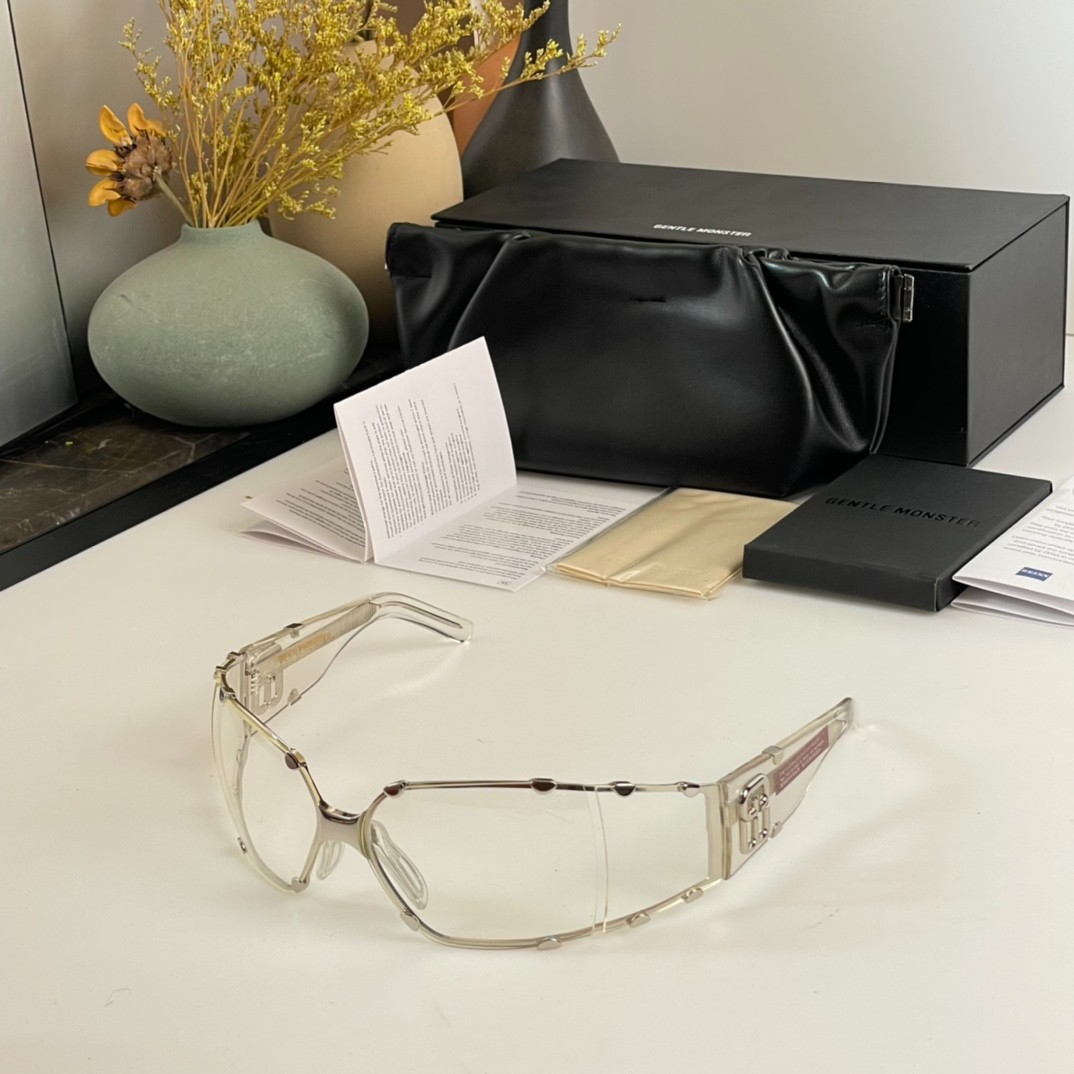 251 016#303-Glasses-01-2023SS