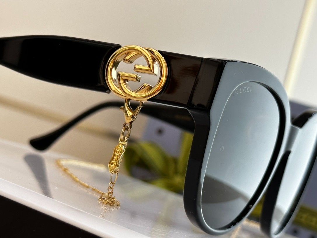248 013#303-Glasses-01-2023SS
