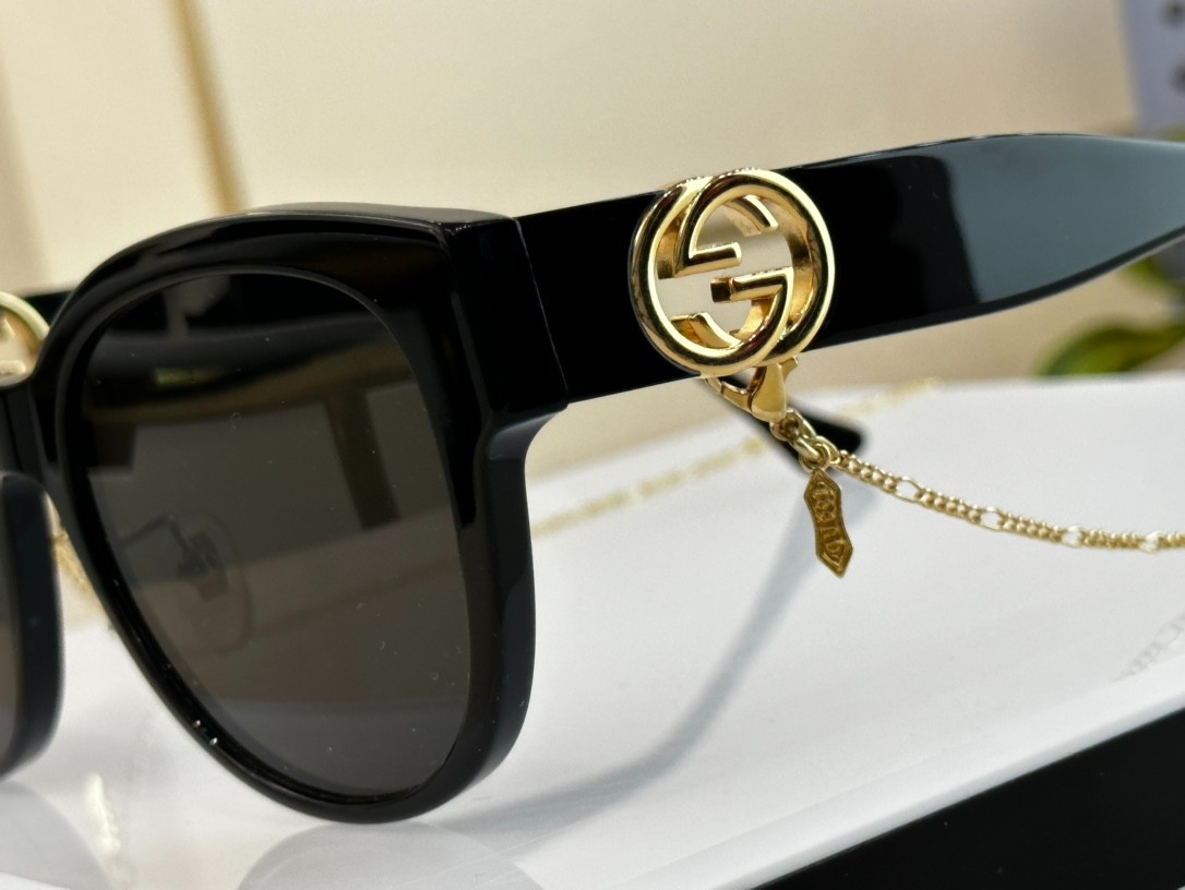 248 013#303-Glasses-01-2023SS